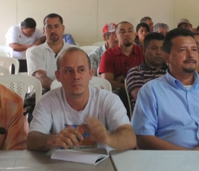 A meeting of local water committee heads in the Matagalpa region.